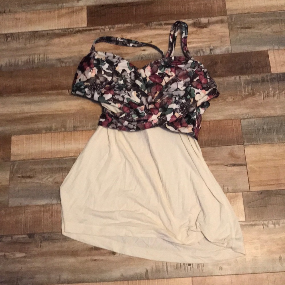 Lululemon tank